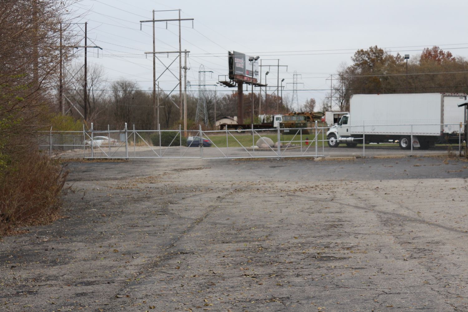 401 S Dirksen Pkwy, Springfield, IL 62703
